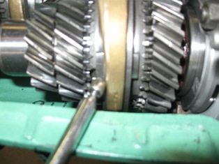 915 shift sleeve align